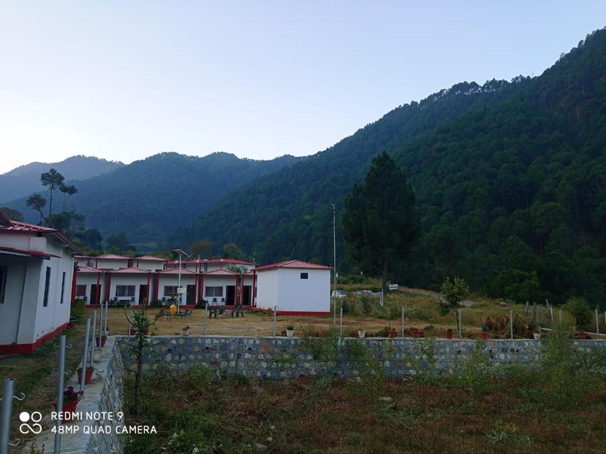 Rigveda Resort Barkot Exterior photo